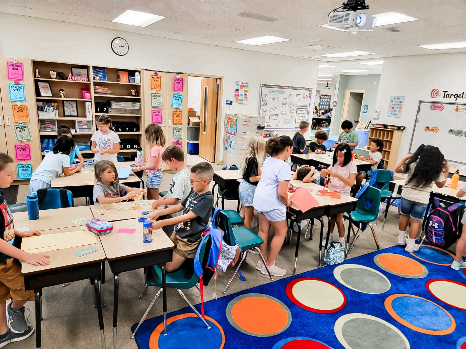 oes6 - <p>Highlights from Facebook</p>